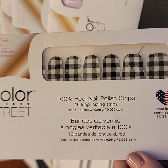 Color street " Plaid About You" - Picture 3 of 3